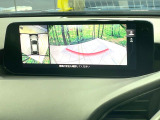 【360&deg;ビューモニター】専用のカメラにより、上から見下ろしたような視点で360度クルマの周囲を確認することができます☆死角部分も確認しやすく、狭い場所での切り返しや駐車もスムーズに行えます。