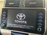 【メーカー純正9型ナビ】インテリアに溶け込むスタイリッシュな「専用設計」メーカーナビを装備♪視認性や操作性など基本性能にも優れ、より上質なカーライフをお楽しみいただけます。