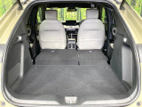 【パワーバックドア】スマートキーや運転席のボタンを押すだけでリアゲートが自動で開閉します!荷物を持っている時や、高い位置にあるバックドアを閉める際に便利な機能です♪