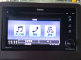 ホンダ純正ギャザズCDチューナー。お気に入りの音楽をお楽しみいただけます。各種ナビ取り付けも当店にて対応可能です。是非ご相談くださいませ。