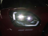 LEDテクノロジーにて放射される白色光の周波特性は太陽光に近く明るく輝きます