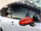 お車のご納車は待ち遠しいもの。1日でも早くご納車が出来るよう、整備拠点と販売店を結ぶ輸送ラインを確立しております。