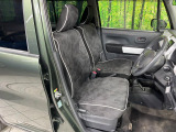 運転席シート廻りは使用感も少なく、良好な状態となっています。丁寧に使われていたことがよくわかりますね。