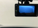 ニュースで流れる【事故の瞬間】【あおり運転】の映像は、ドライブレコーダーが録画しているからです。もしもの時の証拠映像を保存できます。