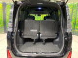 後席を格納すると、これだけの広さが!シーンに合わせたシートアレンジで、大きな荷物も積むことが出来ます♪