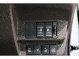 ◆◆両側電動スライドドア!!荷物で手が塞がる時など簡単にドアの開閉が出来ます!何より力いらずで開閉OK!女性やお年寄りにも優しい♪電動機能はOFFにもできますから元気なお子様の駆け出しも安心!