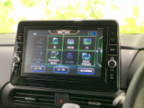 音楽やラジオ、テレビなど、選べるメディアが画面上にまとまっています。使いたい項目を見つけやすく、通勤やお出かけの移動時間に合わせて楽しみ方を選べます。