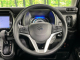 【純正革巻きステアリング】上質な革を使用することで、手にしっかり馴染みとても運転しやすいハンドルです♪