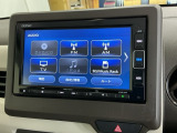 AVメニューはご覧のとおり、様々なコンテンツに対応、ドライブを楽しく演出できます。詳しくはスタッフへお尋ねください
