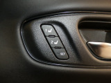 【パワーシート】メモリー機能付きパワーシート装備車です。電動でシートが動きます、高級感がありとても便利な機能です!