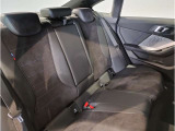 【エアバック】BMWのエアバックやその他の安全装備は、互いに補完しあう事で徹底した安全性を貫きます。万一の事故の際にそれぞれ最適な保護を提供してくれます!
