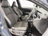 パワーシート搭載。微妙な調整が手軽にでき、適切なポジションで運転することが可能です。