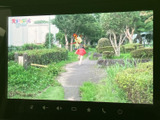 テレビ番組を画面で楽しめる装備を備えています。ご休憩中など停車時の時間を過ごす際にも活用でき、画面表示で番組内容を確認しやすいのも嬉しいポイントです。