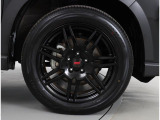STI 18 インチアルミホイールを装備!オールシーズンタイヤやスタッドレスタイヤセットも取り扱い可能ですのでお気軽にご相談下さい!