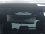 TOYOTA SAFETY SENSEは道路状況、車両状態、天候状態及びドライバーの操作状況などによっては、作動しない場所があります。あくまで運転補助機能です。