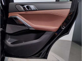 ★全国納車可能!★15年連続BMW販売台数全国TOPの信頼と実績!★お勧めの1台!早い者勝ちです!★詳細はBPS六甲アイランド店【フリーダイヤル:0078-6002-404284】迄お気軽に♪★