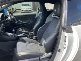 車内は煙草の匂いなど、嫌な匂いもありません☆煙草を吸わない方でも安心してお乗り頂けますよ☆(^^)※ただし感覚には個人差がありますので、念のため実車をご確認下さい☆