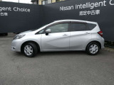 1年間、走行距離無制限の日産中古車ワイド保証付き・納車後の1ヶ月又は1000km時の無料点検、も付いてます。JAF・任意保険も当社で扱っております。是非、ご用命くださいませ。