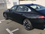 車両の詳細、ご質問につきましては、営業スタッフまでお気軽にご連絡下さいませ。遠方のお客様には実車の詳細動画送信も承ります。お問合せをお待ち致しております。