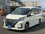 セレナ 1.2 e-POWER ハイウェイスターV フリップダウンモニター