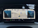【Digital Cockpit Pro】メーター表示に加え、ナビゲ―ションのマップ、アシストシステムなど好みに応じて表示を切り替えできます。