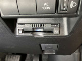 ETC車載器付きです。高速道路の料金所もスムーズに通過できます。