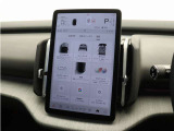 ドライブ情報や多彩な機能操作を、12.3インチのセンターディスプレイに集約。タッチパネルは指の動きに追従してサクサク動作。シンプルな操作性とカスタマイズできる表示で、直感的に使えます。