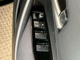 運転席パワーウィンドウスイッチです。