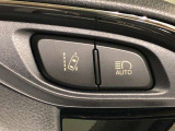 【TOYOTA SAFETY SENSE】走行中に前方の車両等を認識し、衝突の可能性がある時は警報音とブレーキで衝突回避と被害軽減をアシストしてくれます。