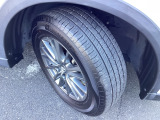タイヤの残量は是非お車でご確認下さい。