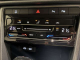 【パワーテールゲート】パワーテールゲート搭載で、ボタン操作ひとつで開閉が可能なため荷物の積み下ろしもスムーズです。