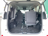 【ラゲッジスペース】展示車両のシートアレンジなど実際にお使いになるシチュエーションを想像しながらご覧いただけます♪