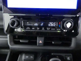 【お手伝いします】お車探しのお手伝いが出来ます様に分かりやすく、丁寧な対応を心がけます! どうぞよろしくお願い致します。