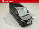 両側パワースライドドア付きだから、狭い駐車スペースなどでの乗り降りラクラク♪小さなお子さまのいるご家庭には嬉しい装備です。