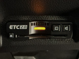 【ETC車載器】もはや必須アイテムのETCを搭載!高速道路のご利用時にとても便利!わずらわしい料金所での現金支払いが不要となりスムーズに通過できます♪