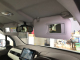 【車内ミラー】日常で使える、嬉しい車内ミラーがついてます!