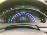 速度や燃料残量などの表示がまとまり、運転に必要な情報を確認しやすい配置です。各種インジケーターも視界に入りやすく、出発前や走行中の状態把握に役立ちます。