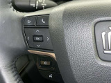 ステアリングスイッチ装備!運転しながら手元でオーディオの操作などができます。