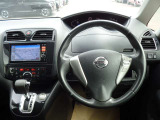 車の事分からなくても運転席に座ってみると何となく良い感じ!とかイマイチだな、とか感じます。だからこそ是非ご自身の目で手で体で実際に触れて頂きたいのです。