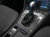 メーカー直営認定中古車 1オーナ 禁煙車 LEDライト 純正ナビ ブルートゥース接続 カープレイアンドロイドオート対応 アクティブディスプレイ バックカメラ アダプティブクルーズ スマートキースペア有ETC