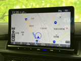 現在地を地図上で確認でき、周辺の道路や地名も見渡せます。目的地への移動時に位置関係を把握しやすく、慣れない場所へのお出かけにも役立つ画面です。