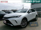 プラチナホワイトパールマイカのハリアー入荷しました。外装のカッコよさはもちろんですが、内装の高級感をぜひ実際にお確かめいただきたいです!シートの肌触り、インテリアの細かなこだわりなども楽しみください。