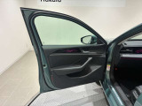 上質さに加え、日々の運転をサポートする装備も充実しておりますのでご紹介いたします!