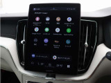 Google搭載のボルボなら、車内にいながら多彩なデジタルライフをお楽しみいただけます。Google Playから必要なアプリをダウンロードして、有意義な移動時間を楽しみましょう。