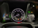 瞬時にお車の情報を読み取れるメーター類となっております!