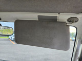 運転席のサンバイザーです。
