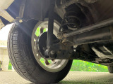 お車を安心してお乗りいただく為には、足回りの定期点検が欠かせません。サービスサポート(有償保証)では無料点検もご提供しており、安心のカーライフをお過ごしいただけるサポート体制が整っています。