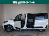 両側パワースライドドア付きだから、狭い駐車スペースなどでの 乗り降りラクラク!小さなお子さまのいるご家庭には嬉しい装備。