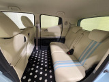 リアシートもゆったり快適に座っていただけますので、後部座席にお乗りの大切な方も楽しくドライブに参加していただけます。