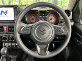 【純正革巻きステアリング】上質な革を使用することで、手にしっかり馴染みとても運転しやすいハンドルです♪
